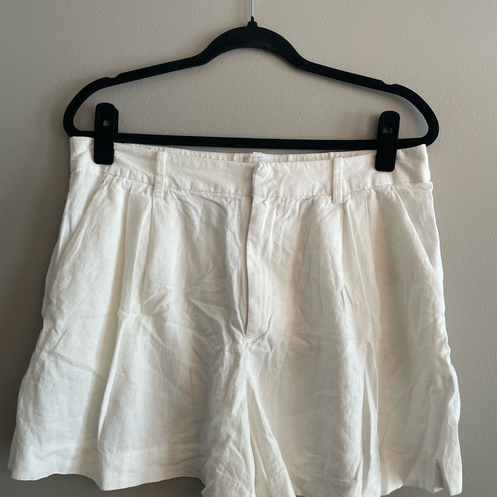 GAP Women's 365 High Rise linen-blend off white Shorts